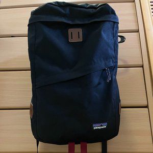 Patagonia Toromiro Backpack - size 22L in Black